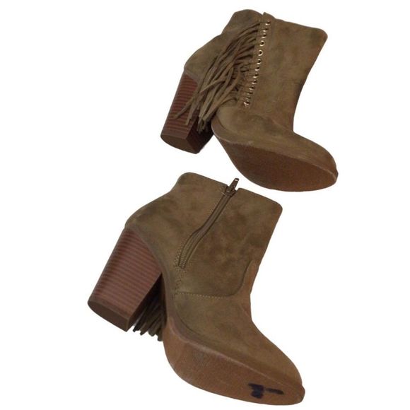 Soda size 6.5 fringe ankle bootie’s - Picture 1 of 6